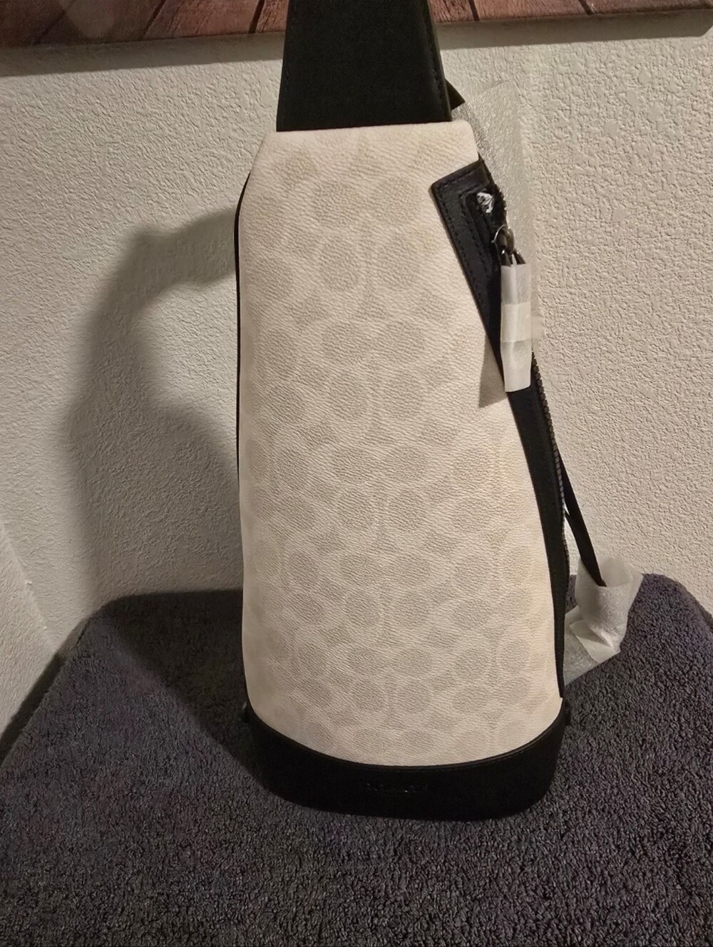 NWT COACH CY801 '"CHALK BLACK" Dominic Sling Pack In Signature Canvas